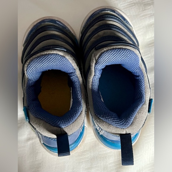 KIDS' DYNAMO FREE TRAINER IN PEWTER/ GREEN/ NAVY - Picture 4 of 7